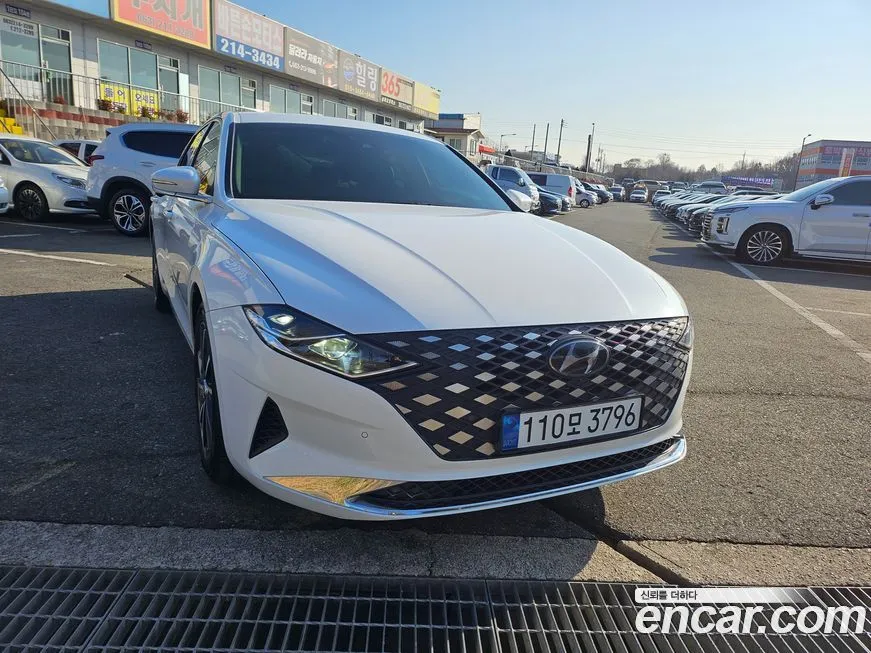 Hyundai Grandeur 2022 из KR, фото 2