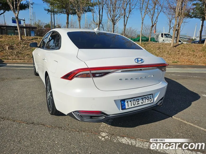 Hyundai Grandeur 2022 из KR, фото 4