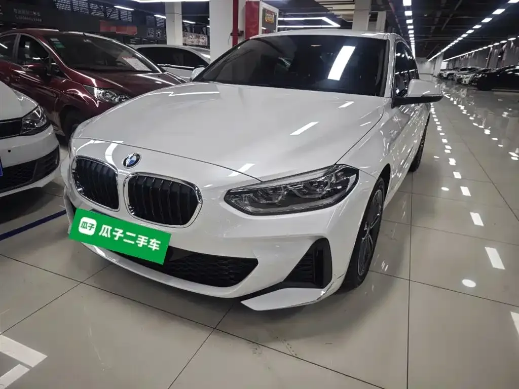 BMW 1 Series 2022 из CN, фото 1