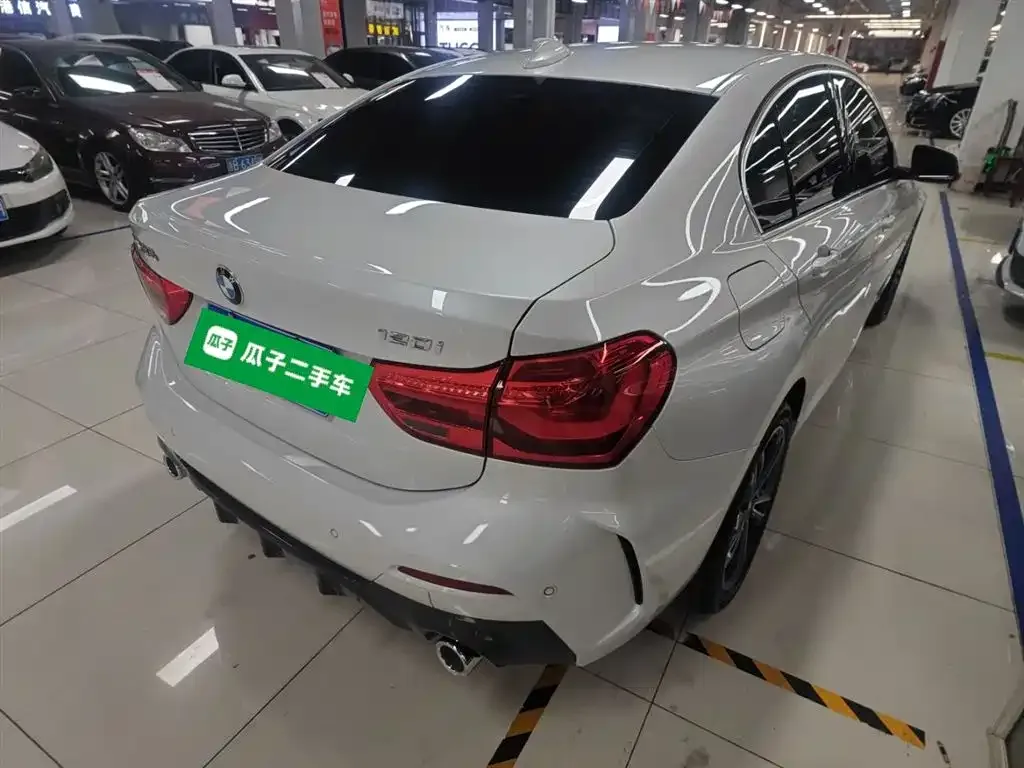 BMW 1 Series 2022 из CN, фото 4