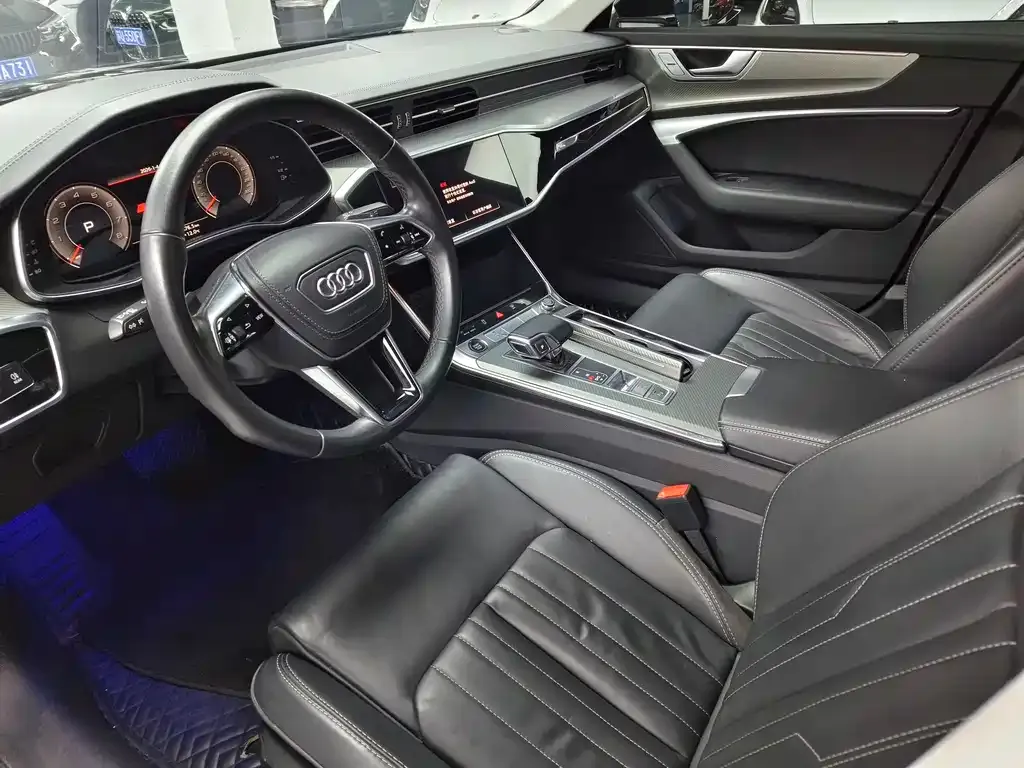 Audi A6L 2022 из CN, фото 2