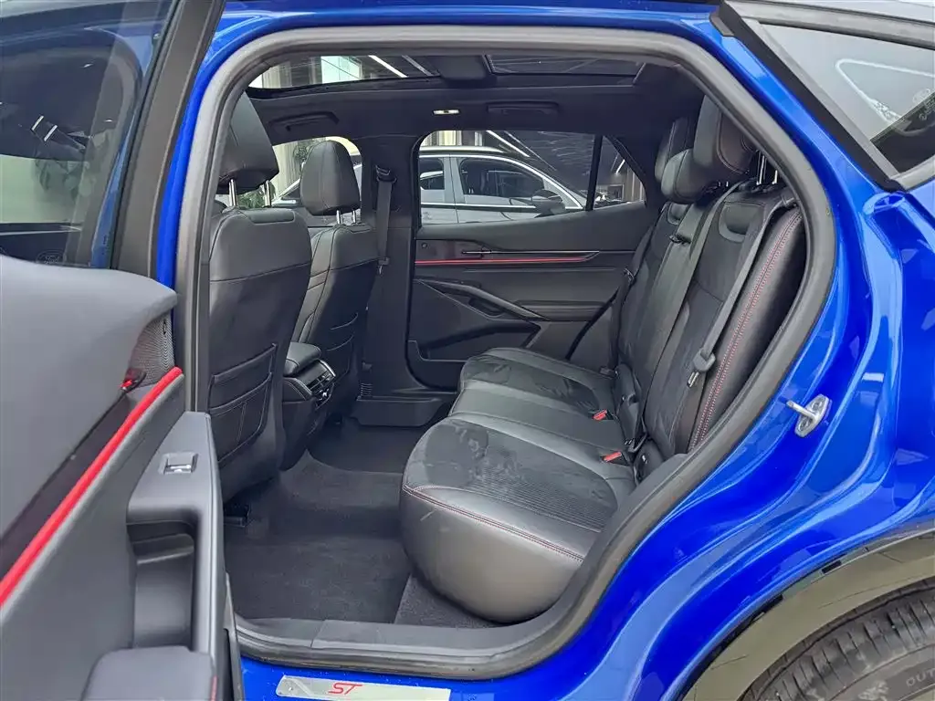Ford Evos 2023 из CN, фото 5