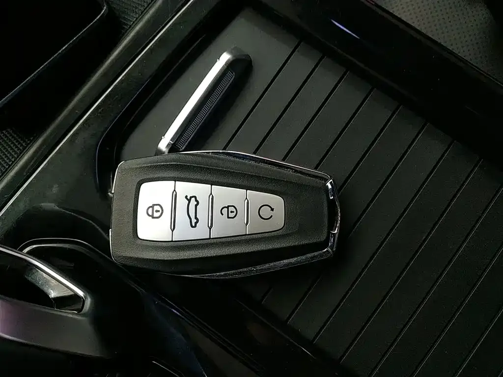 Geely Boyue 2023 из CN, фото 9