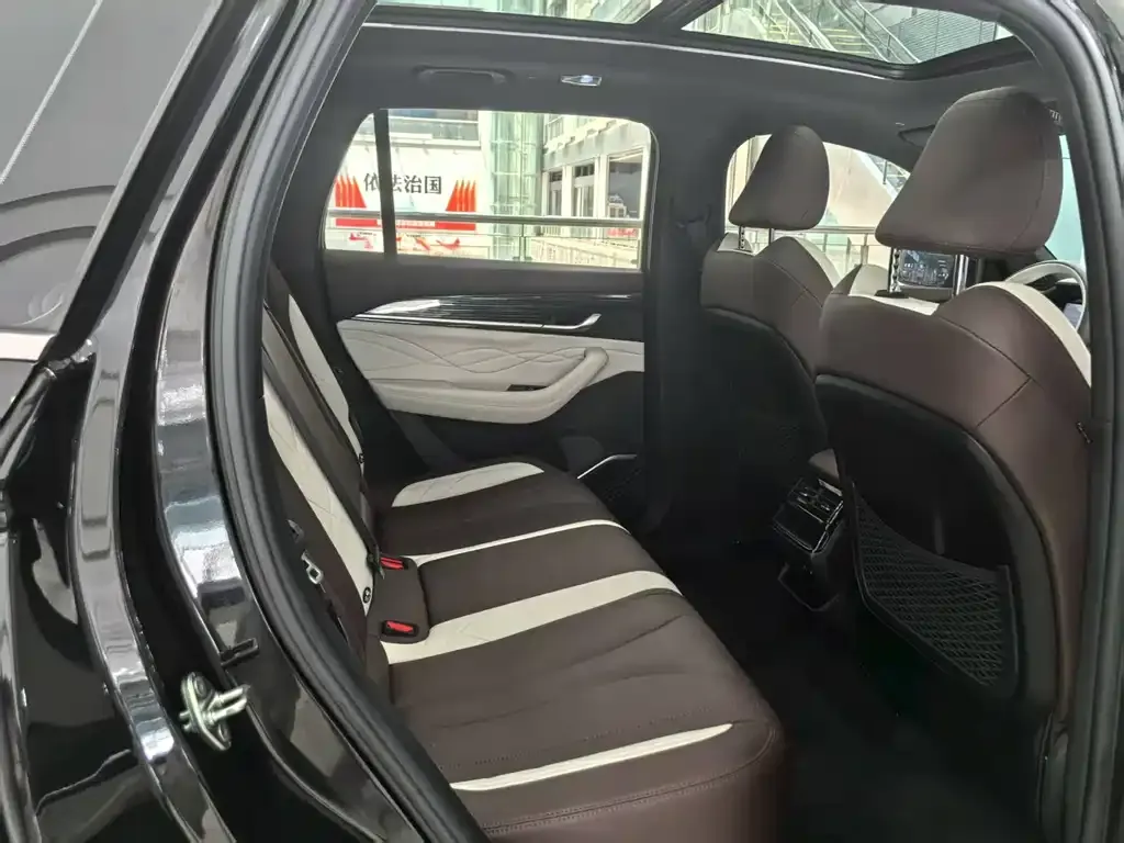 Geely Xingyue L 2024 из CN, фото 6