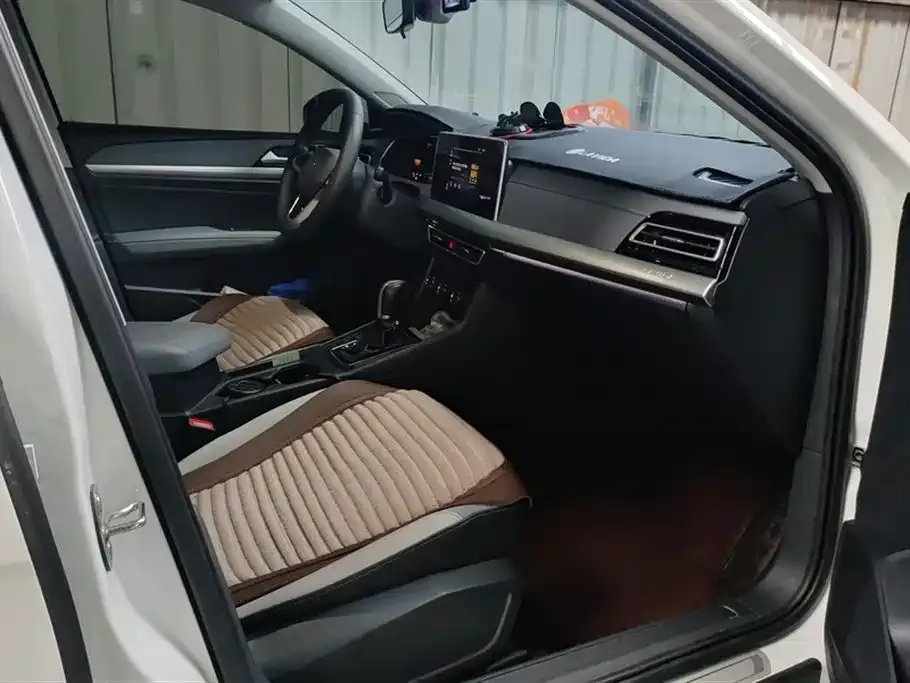 Volkswagen Lavida 2024 из CN, фото 2