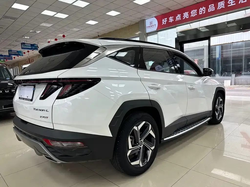 Hyundai Tucson 2023 из CN, фото 5