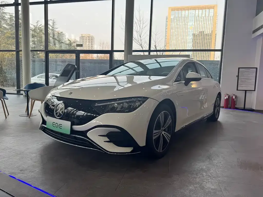 Mercedes-Benz EQE 2025 из CN, фото 1