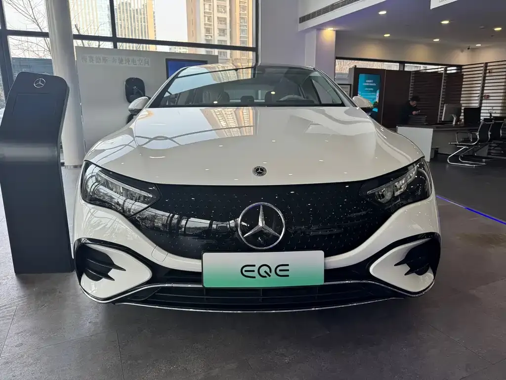Mercedes-Benz EQE 2025 из CN, фото 8