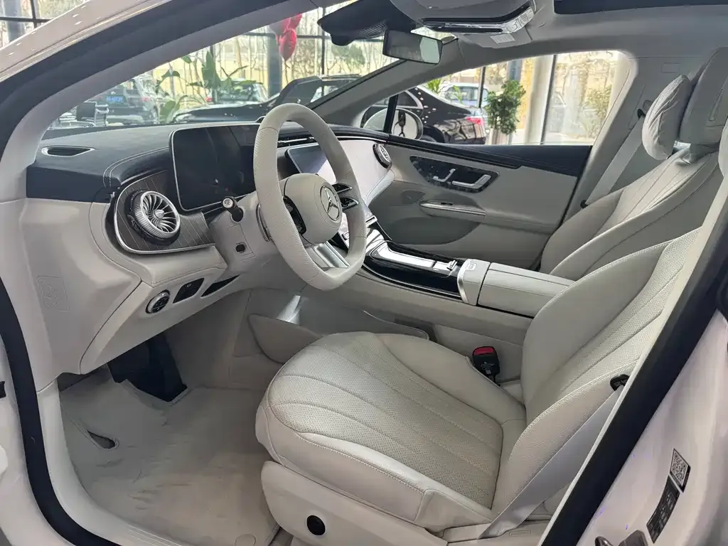 Mercedes-Benz EQE 2025 из CN, фото 5