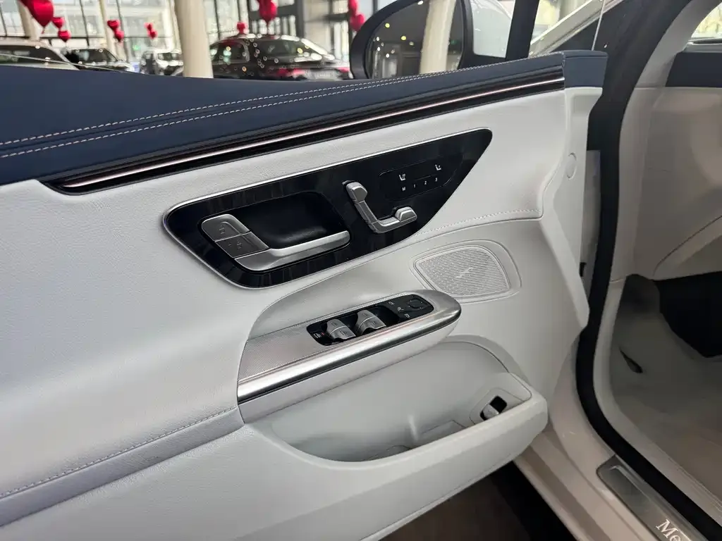 Mercedes-Benz EQE 2025 из CN, фото 6