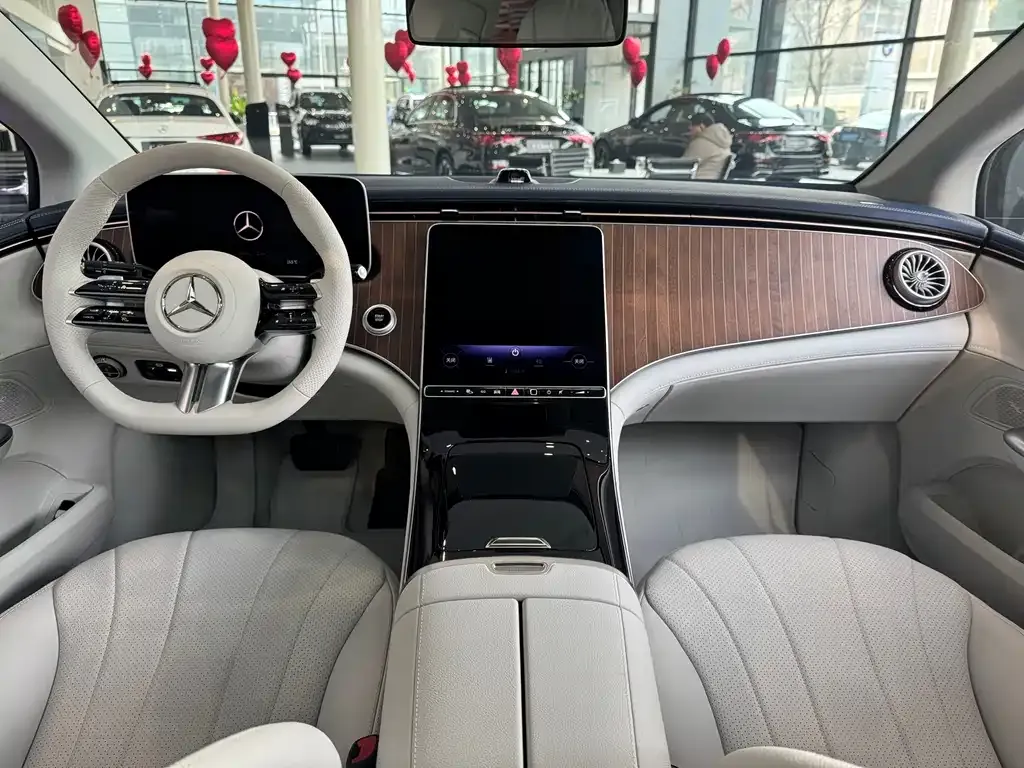 Mercedes-Benz EQE 2025 из CN, фото 9