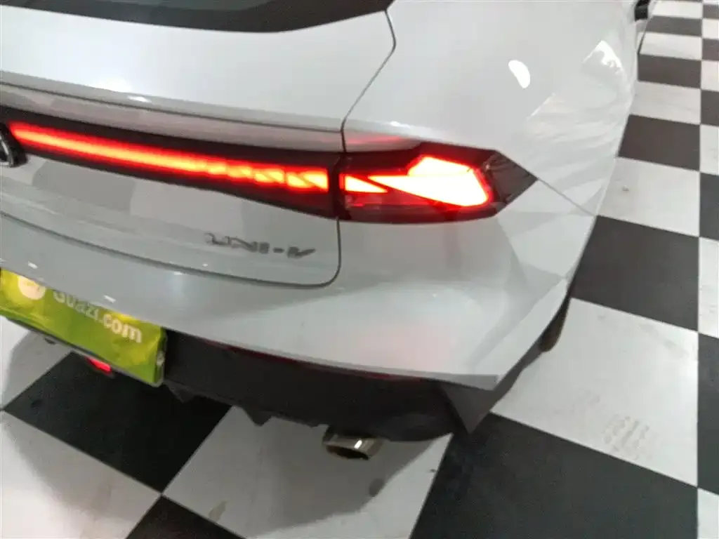 Changan UNI-V 2022 из CN, фото 2