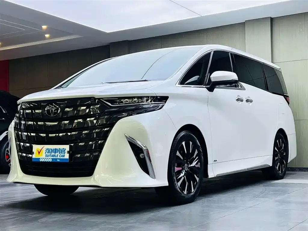 Toyota Alphard 2024 из CN, фото 1