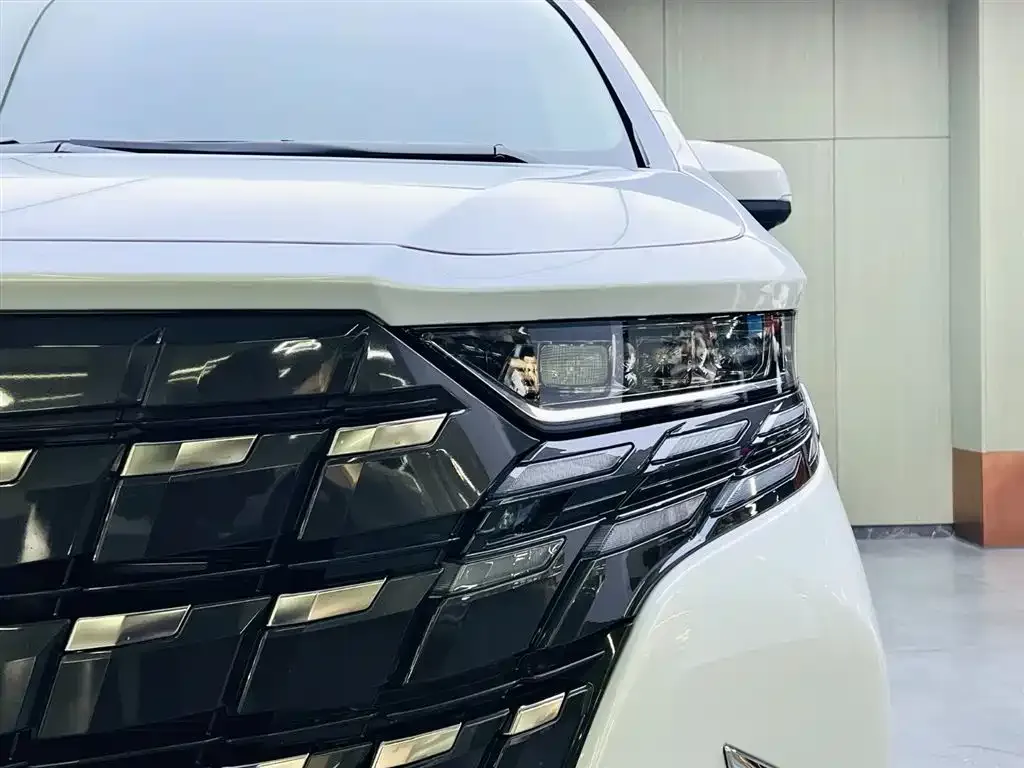 Toyota Alphard 2024 из CN, фото 6