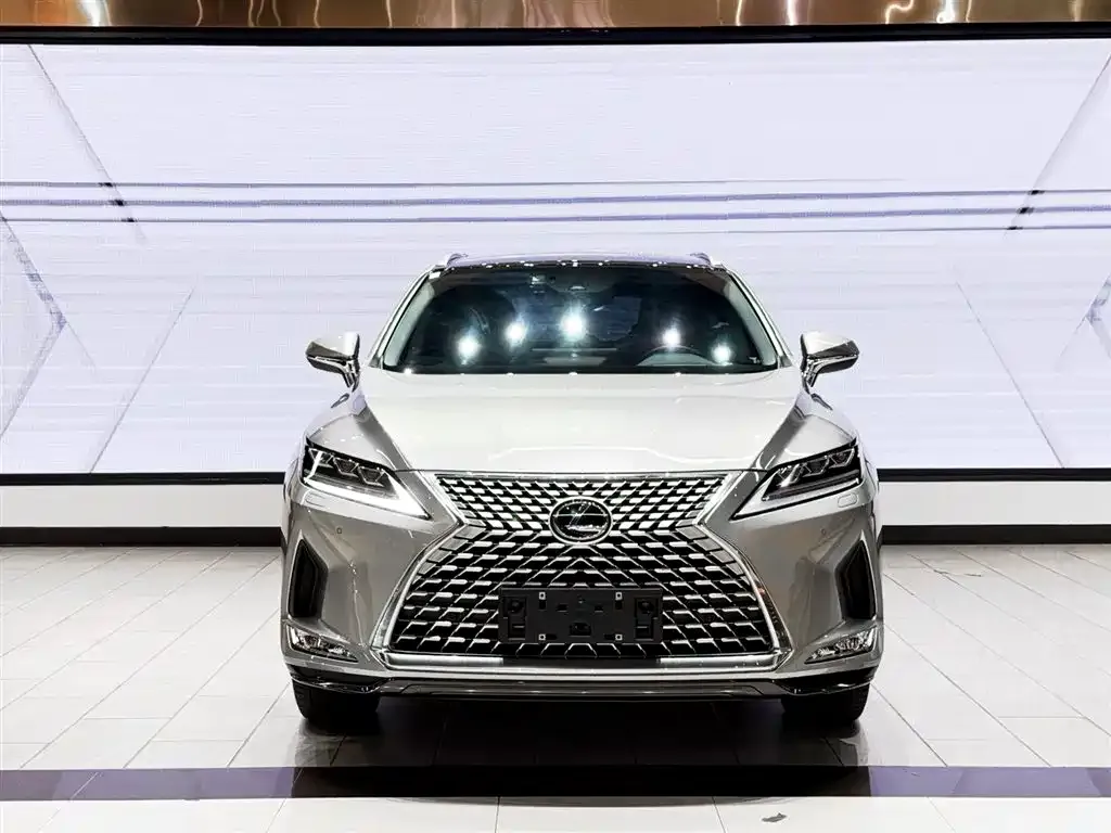 Lexus RX — фото 9