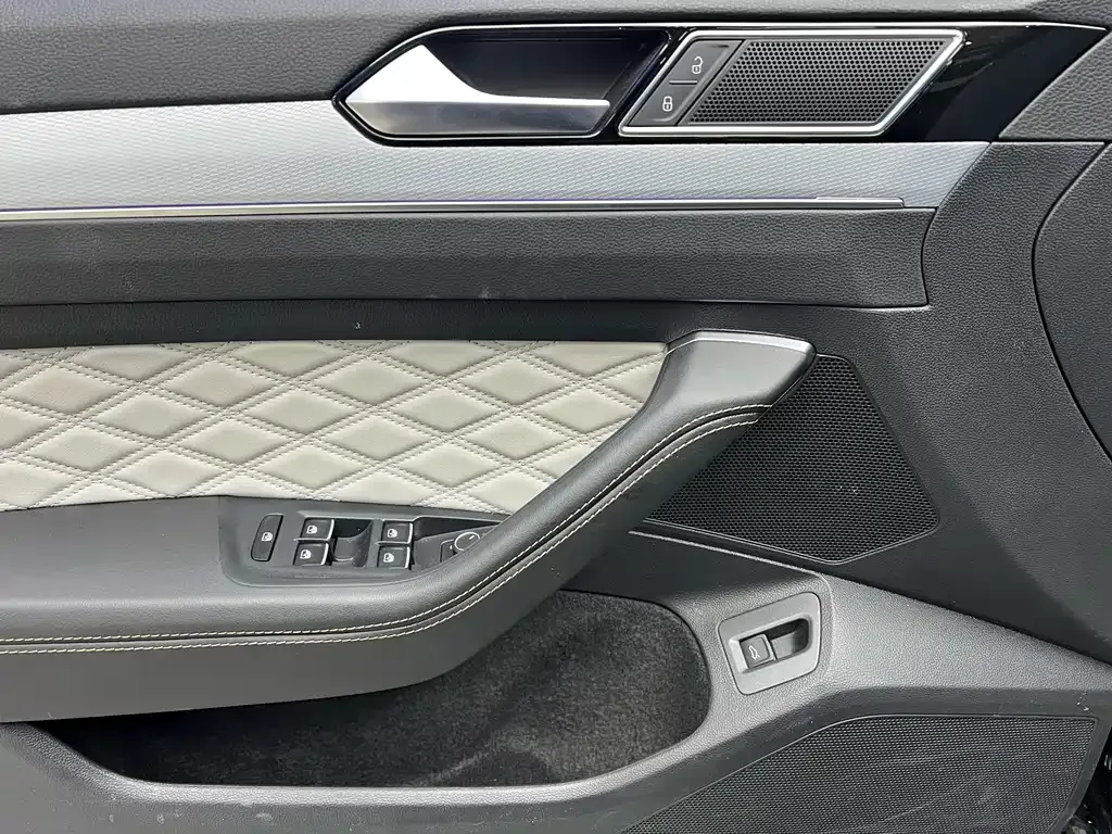 [object Object] Magotan 2024 из CN, фото 5