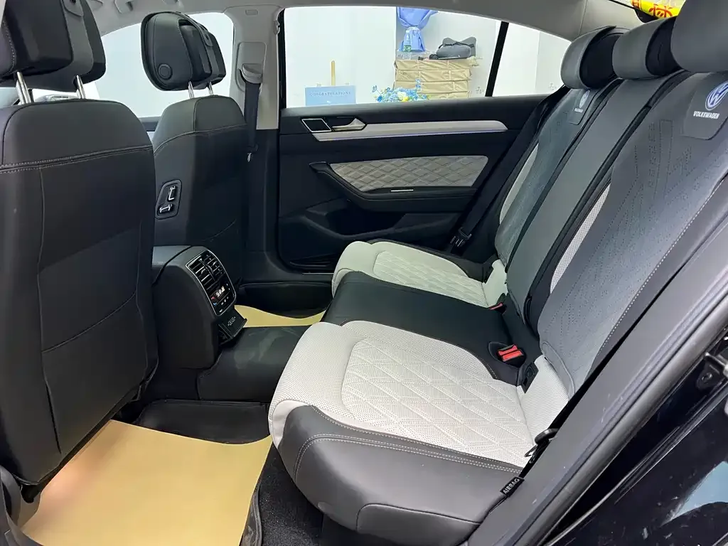 [object Object] Magotan 2024 из CN, фото 7