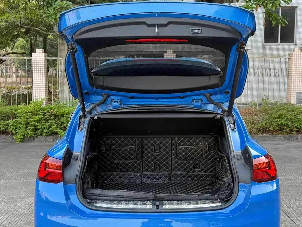 BMW X2 2023 из CN, фото 8