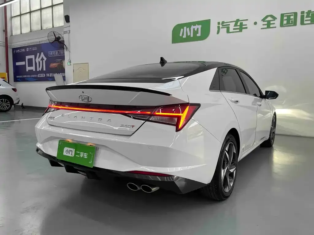 Hyundai Elantra 2023 из CN, фото 3