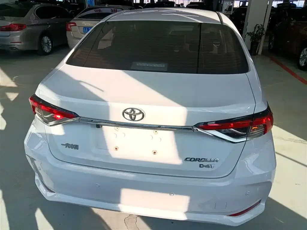 Toyota Corolla 2022 из CN, фото 10