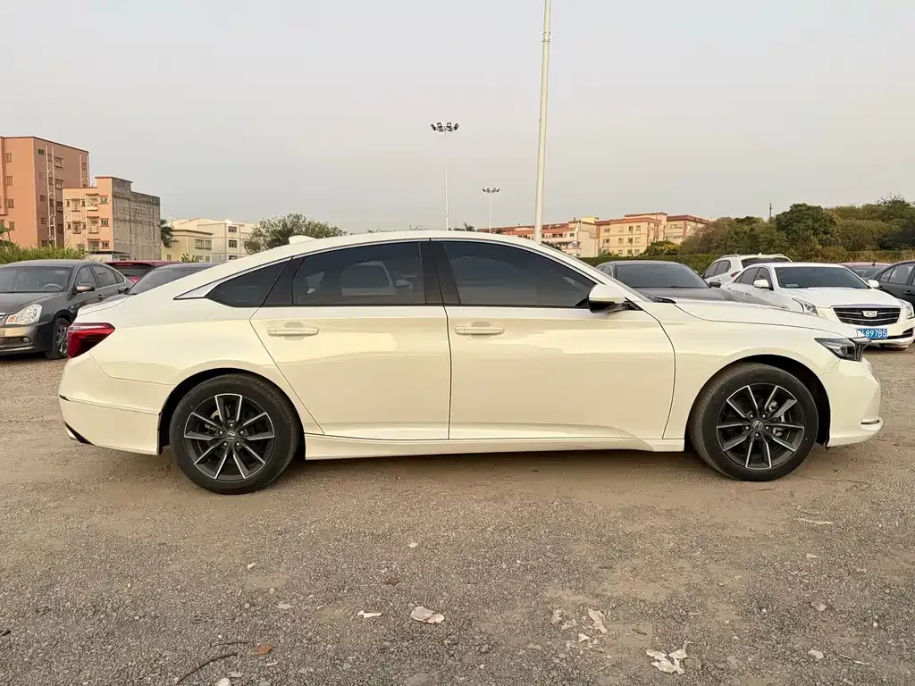 Honda Inspire 2022 из CN, фото 9