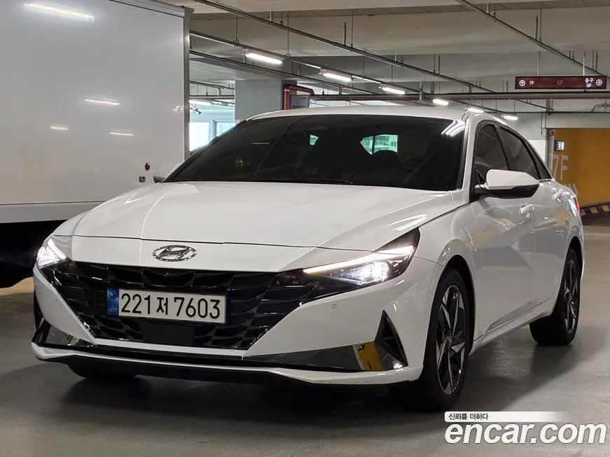Hyundai AVANTE 2023 из KR, фото 1