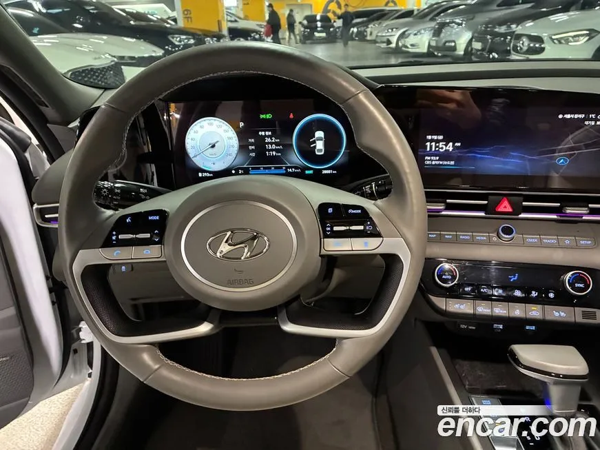 Hyundai AVANTE 2023 из KR, фото 3