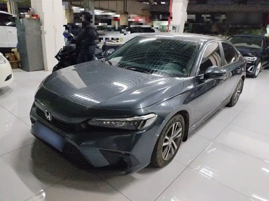 Honda Civic — фото 1