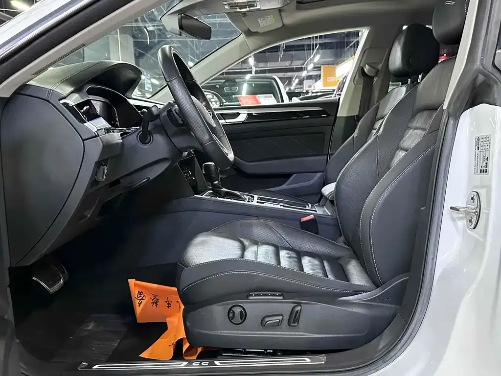 Volkswagen CC 2022 из CN, фото 5