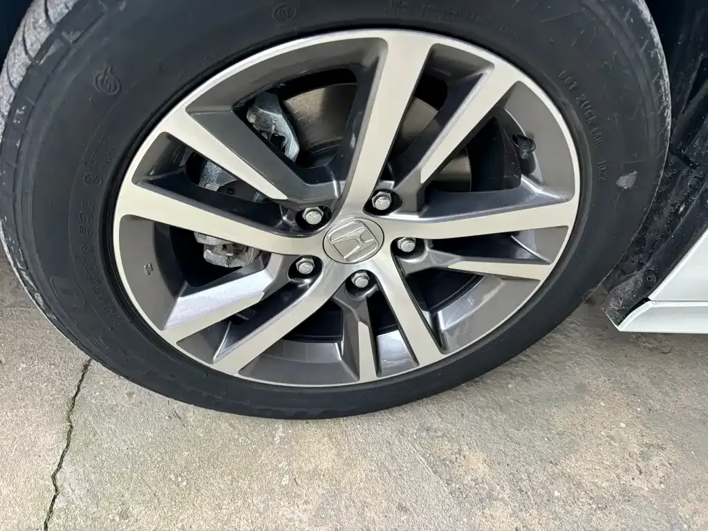 Honda Civic — фото 10