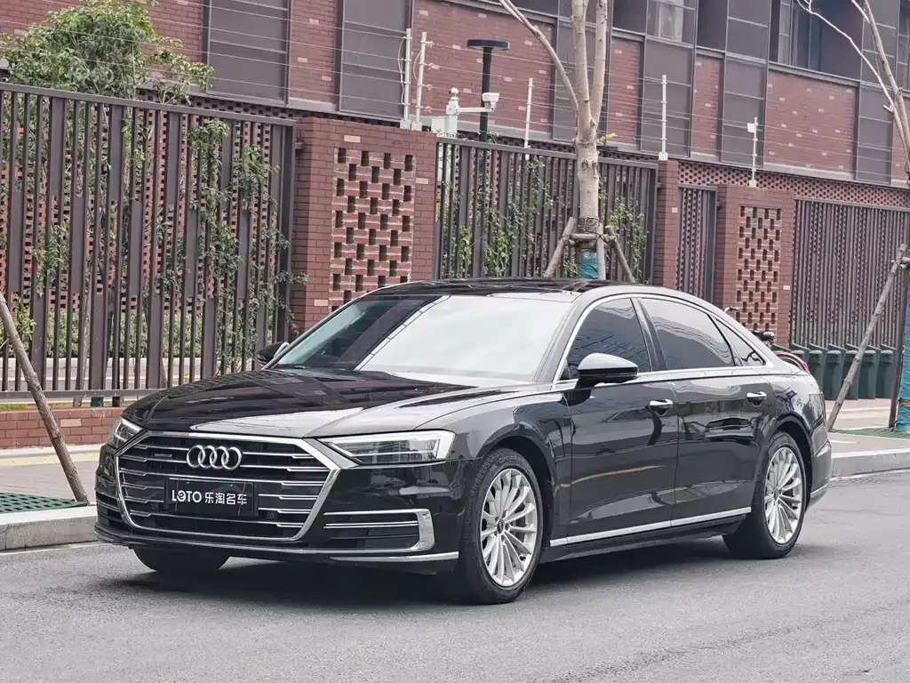 Audi A8 2021 из CN, фото 10