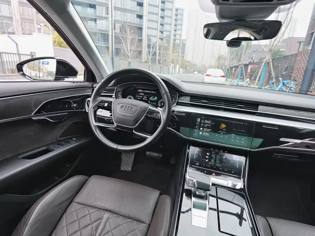 Audi A8 2021 из CN, фото 7