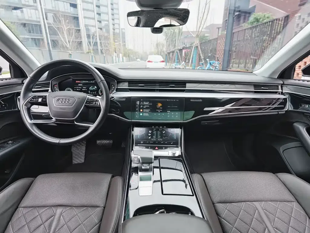 Audi A8 2021 из CN, фото 4
