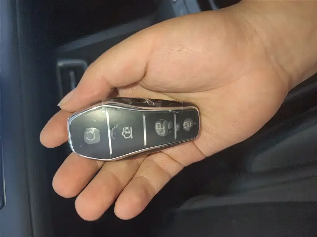 BYD Qin L 2025 из CN, фото 2