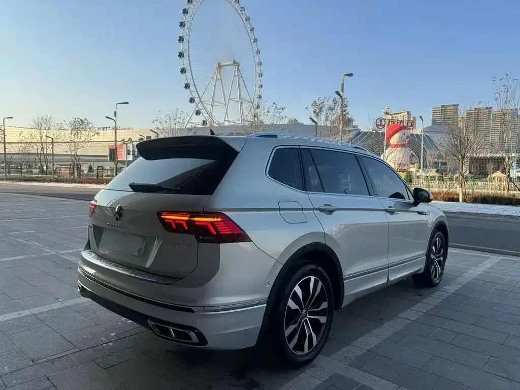 Volkswagen Tiguan L 2022 из CN, фото 9