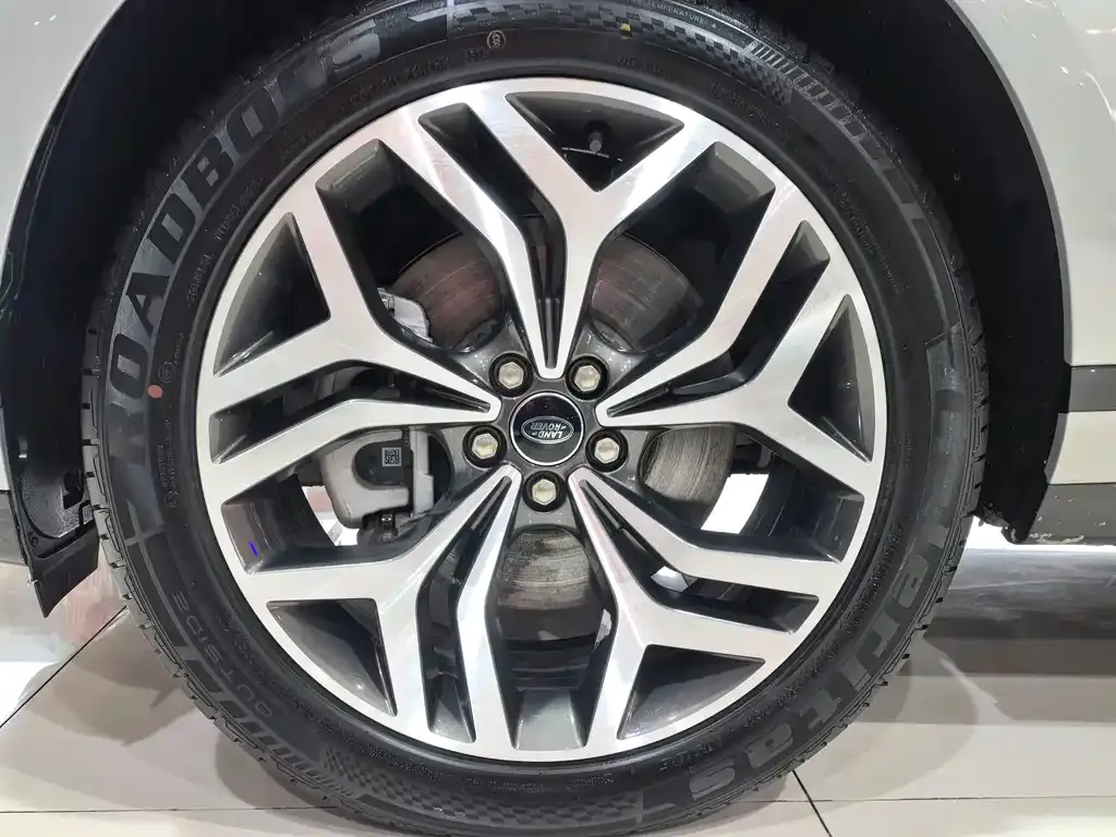 Land Rover Evoque 2023 из CN, фото 9