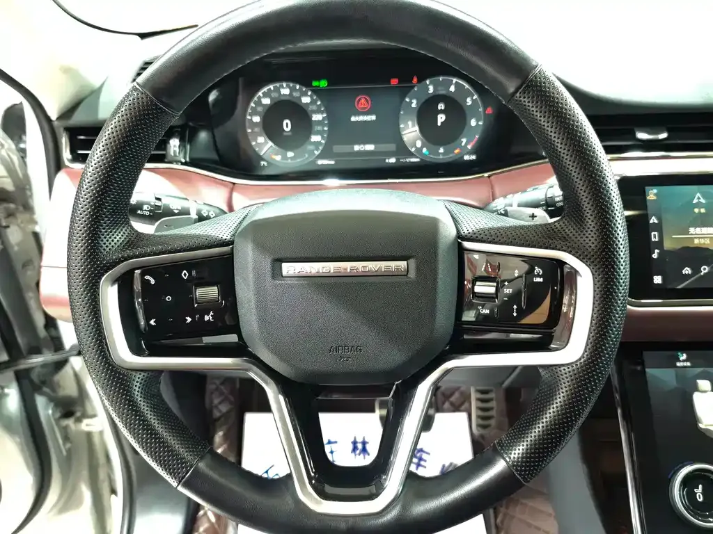 Land Rover Evoque 2023 из CN, фото 6