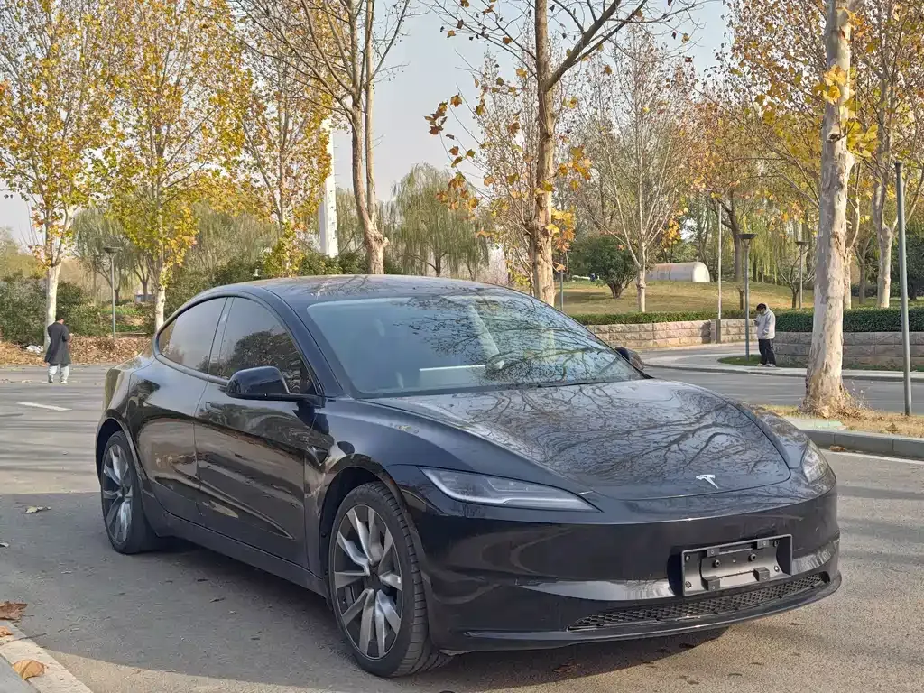 Tesla Model 3 2024 из CN, фото 3