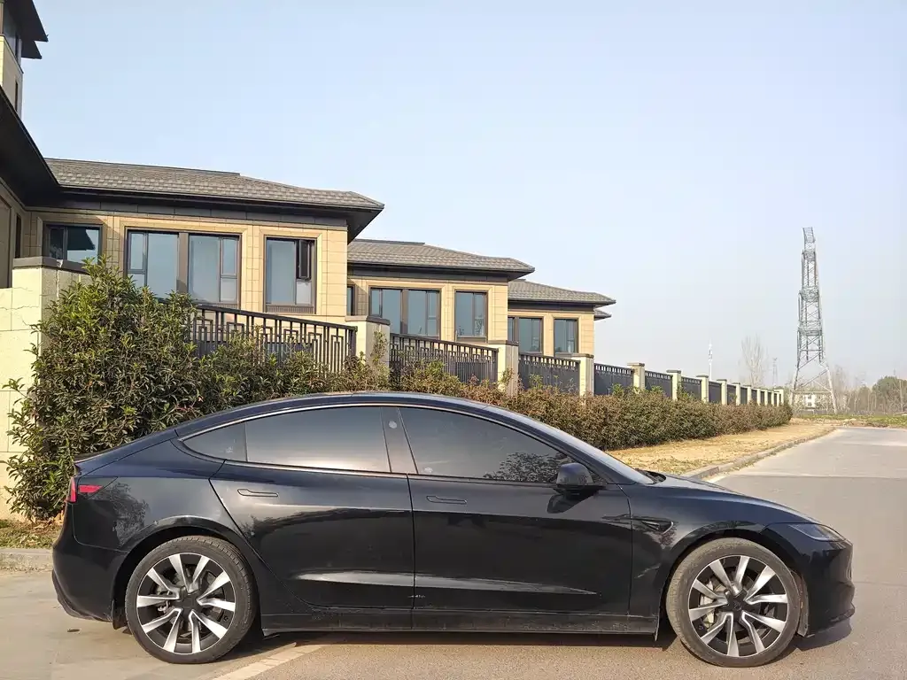 Tesla Model 3 2024 из CN, фото 5