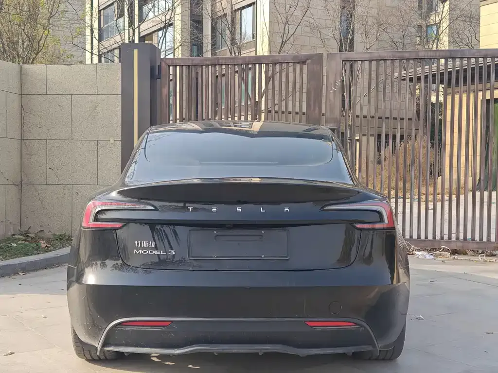 Tesla Model 3 2024 из CN, фото 7