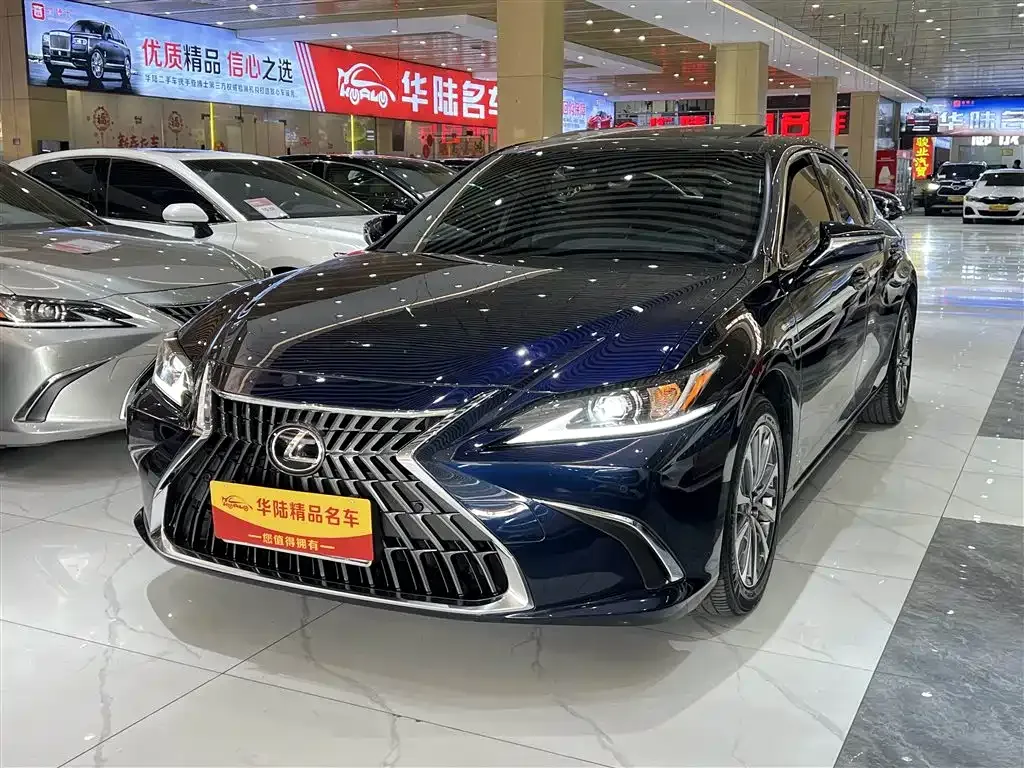 Lexus ES 2023 из CN, фото 1