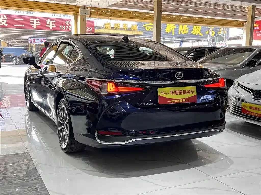 Lexus ES 2023 из CN, фото 10
