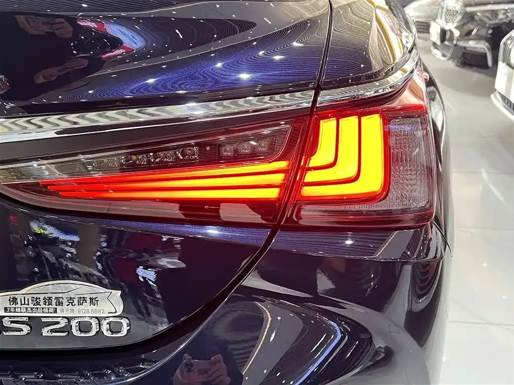 Lexus ES 2023 из CN, фото 8