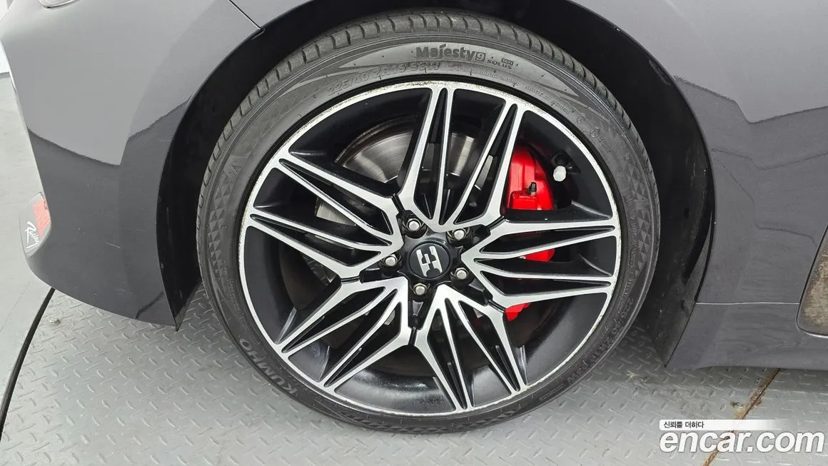 Kia Stinger — фото 10