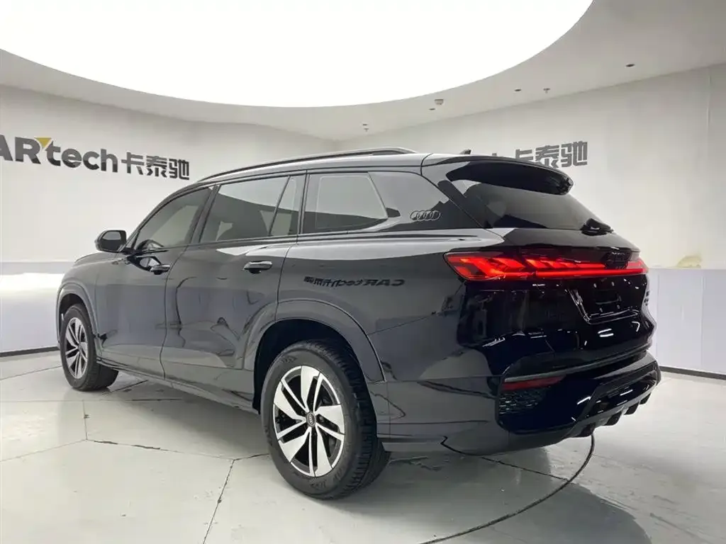 Audi Q6 2024 из CN, фото 8