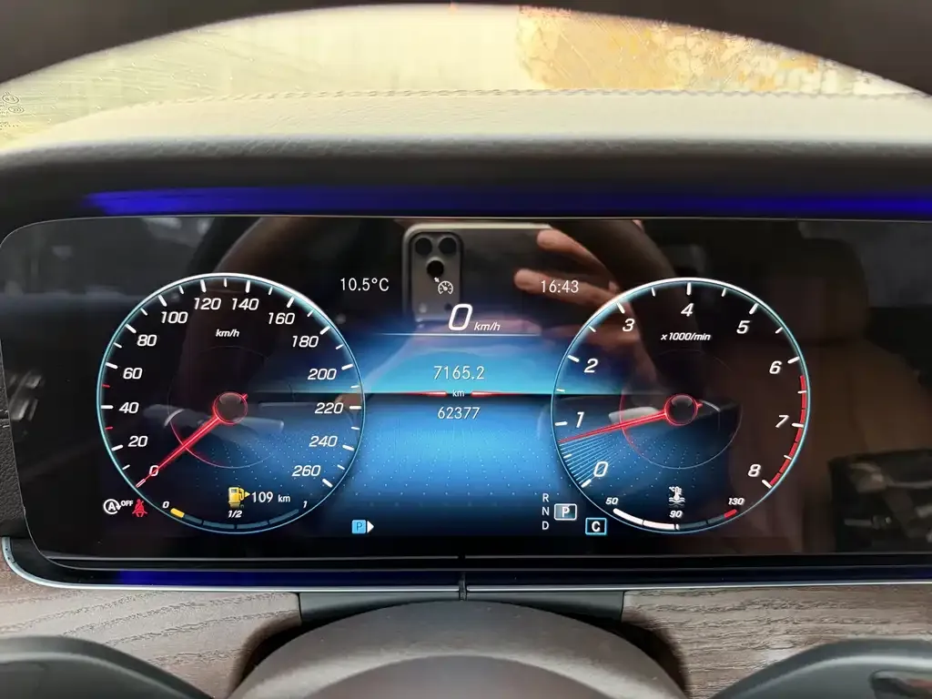 Mercedes-Benz E-Class 2022 из CN, фото 2
