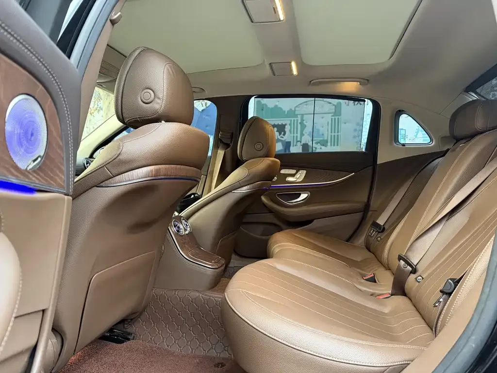 Mercedes-Benz E-Class 2022 из CN, фото 4