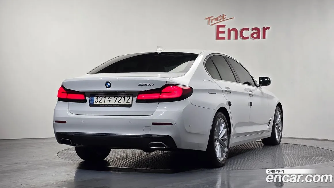 BMW 5-Series 2021 из KR, фото 6
