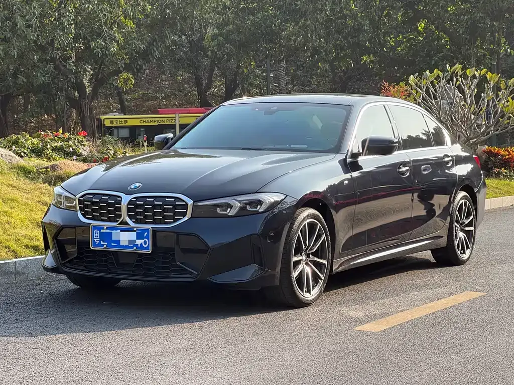 BMW 3 Series 2025 из CN, фото 1