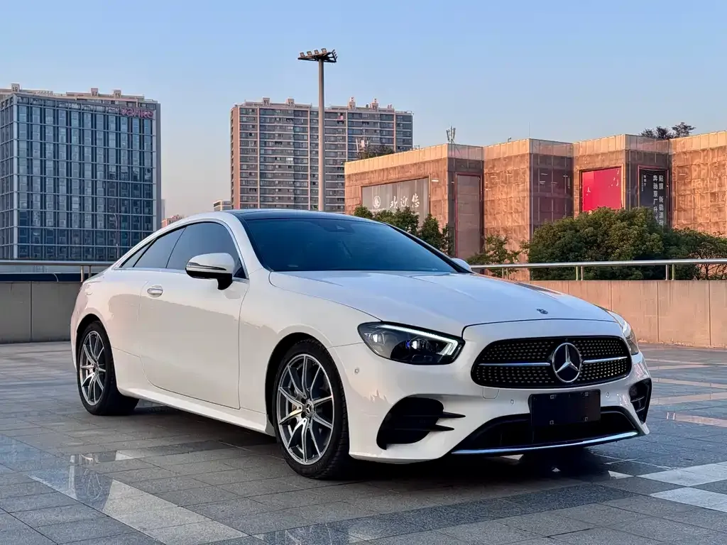Mercedes-Benz E-Class (Import) 2021 из CN, фото 2